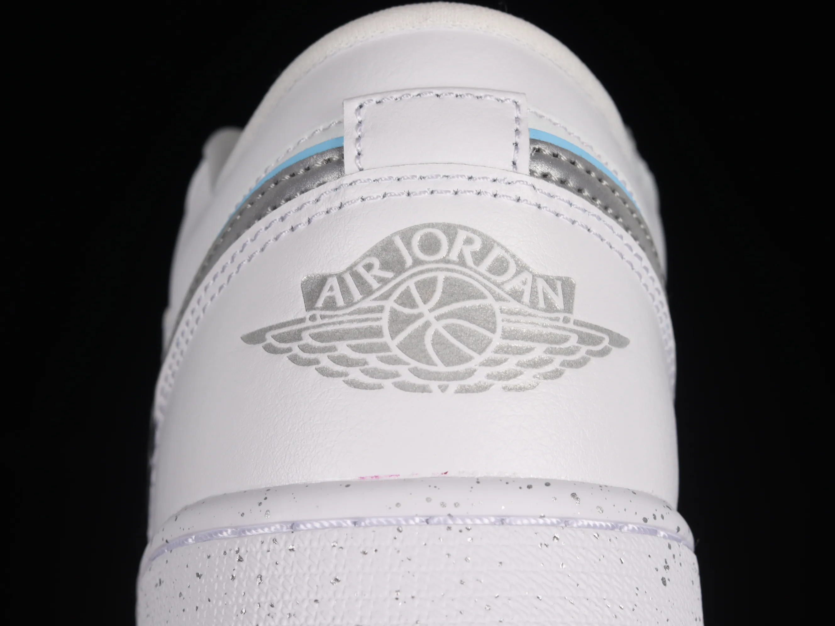 All categories Air Jordan Jordan series basketball shoes Air Jordan 1 Low G version pure original Air Jordan 1 Low "Dare To Fly" AJ1 Joe 1 silver cultural low-top casual sneakers FB1874-101